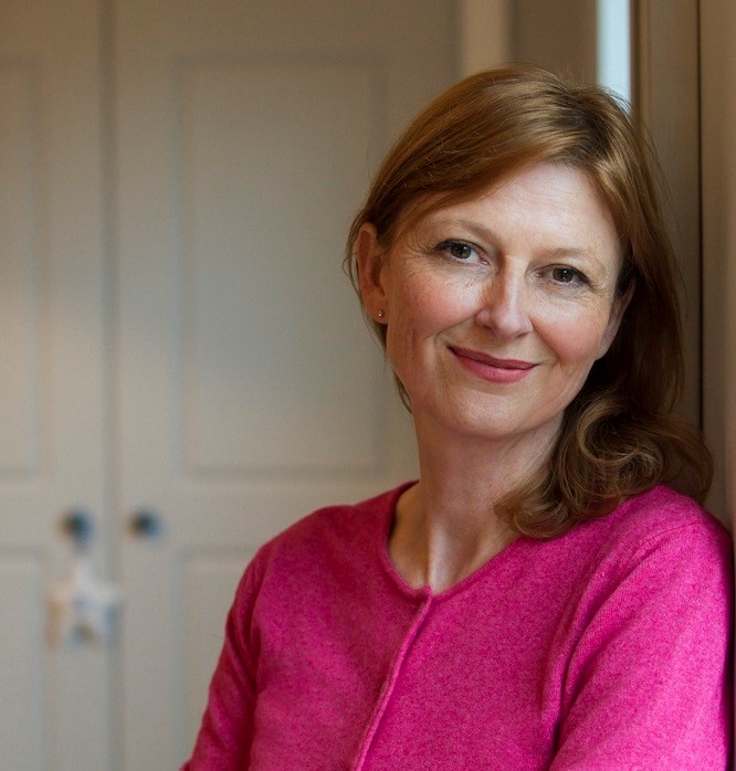 Journalist as author Kim Jones 222 Ways to Trick Yourself to Sleep